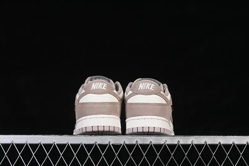 All Categories Nk SB Dunk Series Nk SB Dunk Low Low-top sneakers Nike SB Dunk Low Year of the Horse Gray White Low-top casual sneakers IB4417-105